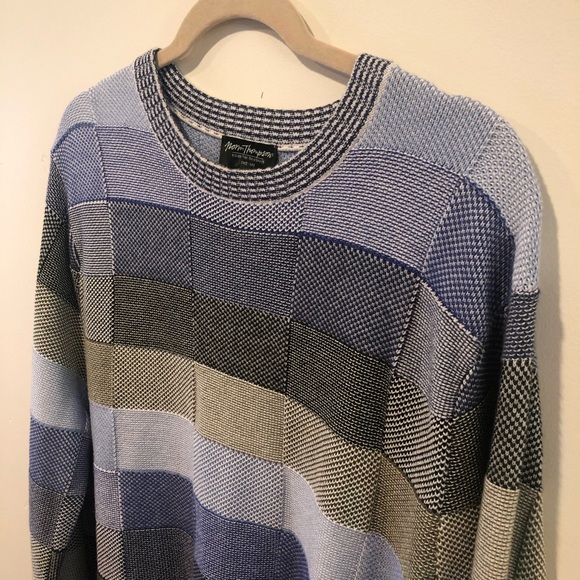 Norm Thompson Blue Color-block Sweater, Size L - Picture 4 of 7